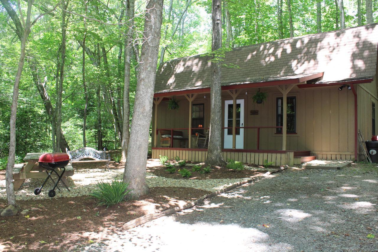 Henson Cove Place Bed And Breakfast W/Cabin ไฮอาวัสซี ภายนอก รูปภาพ