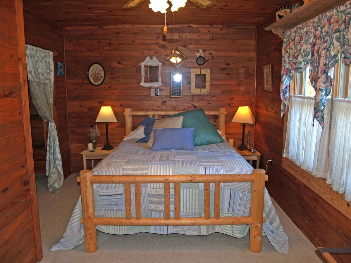 Henson Cove Place Bed And Breakfast W/Cabin ไฮอาวัสซี ภายนอก รูปภาพ