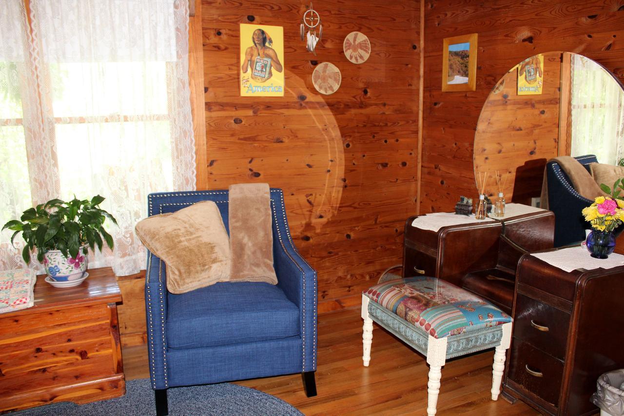 Henson Cove Place Bed And Breakfast W/Cabin ไฮอาวัสซี ภายนอก รูปภาพ