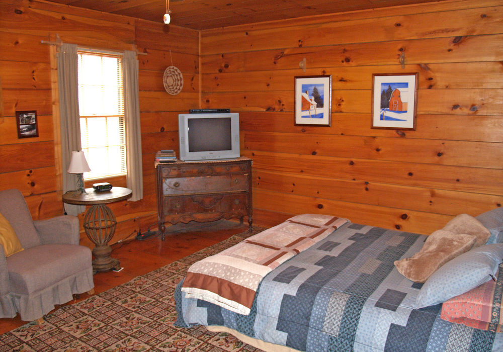 Henson Cove Place Bed And Breakfast W/Cabin ไฮอาวัสซี ภายนอก รูปภาพ